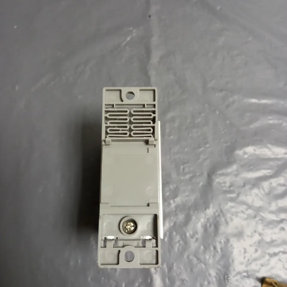 SINGLE PHASE SOLID STATE RELAY 10A 25A 40A DIN RAIL MOUNTED DC CONTROL AC SSR 
