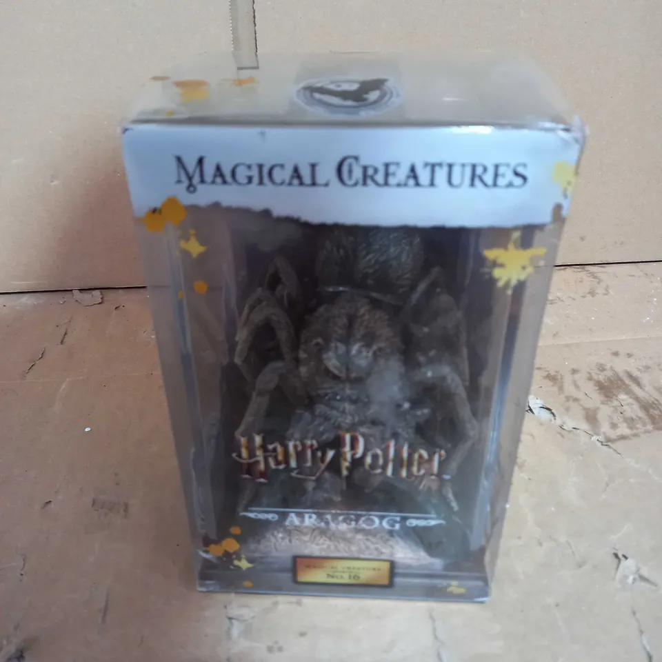 HARRY POTTER MAGICAL CREATURES ARAGOG FIGURINE 