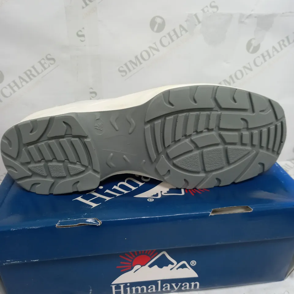 HIMALAYAN WHITE SLIP ON DAFETY SHOE - SIZE 12