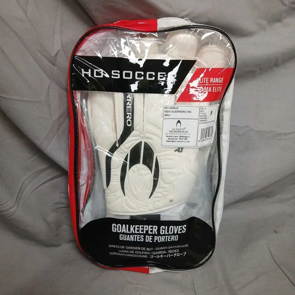 HO SOCCER GOALKEEPER GLOVES – WHITE, ORIGINAL PACKAGING SIZE 9