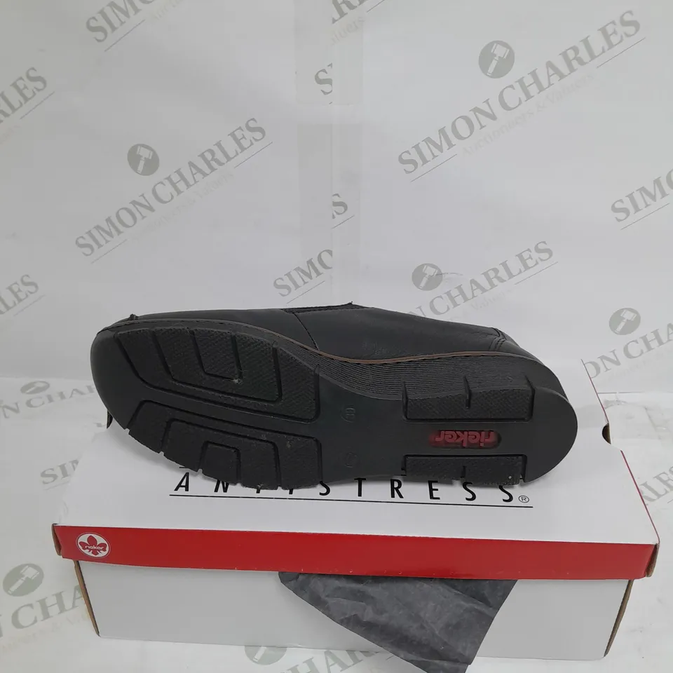 RIEKER WEDGE SHOE SIZE 6