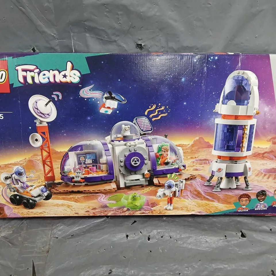 BOXED LEGO FRIENDS SPACE SET - 42605