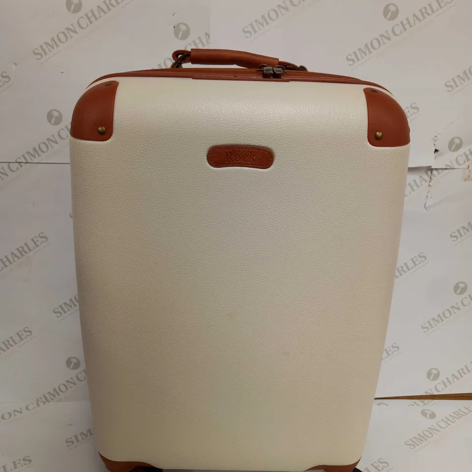 CARNBY 8 WHEEL HARDSHELL CABIN SUITCASE
