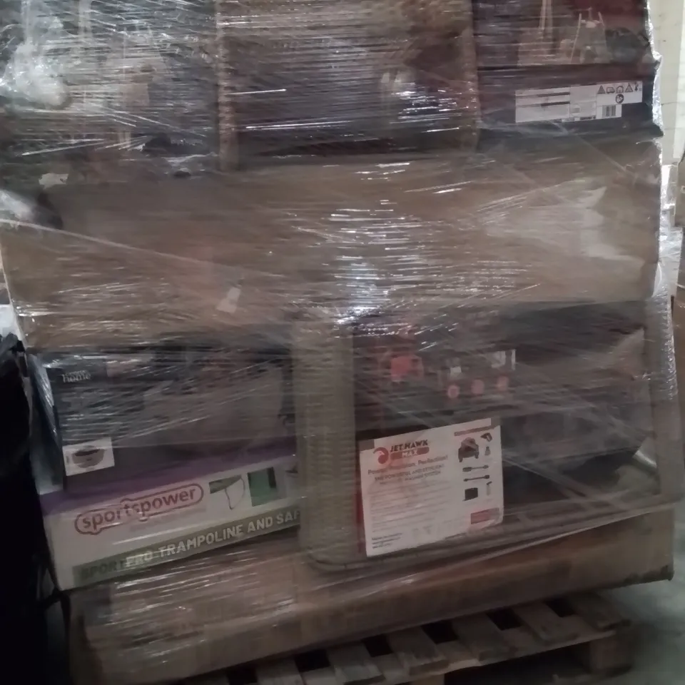 PALLET OF GARDEN PRODUCTS TO INCLUDE;TRAMPOLINE,STONE EFFECT FIRE PIT,PRESSURE WASHER,KETTLE BBQ,RATTAN CHAIRS