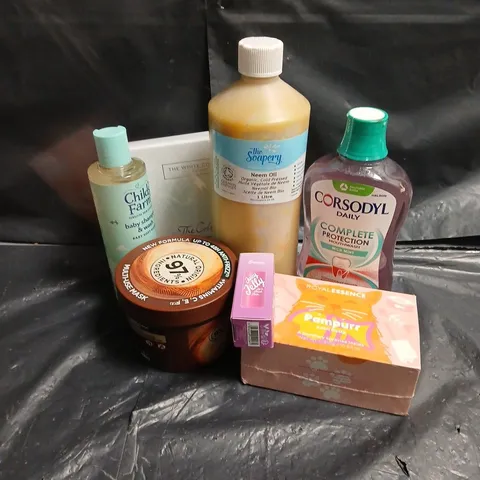 APPROXIMATEY 20 ASSORTED HEALTH AND BEAUTY PRODUCTS TO INCLUDE - BRAZEN JUICY JELLY LIP & CHEEK STAIN - CORSODYL MOUTHWASH - GARNIER COCONUT HAIR FOOD - ETC