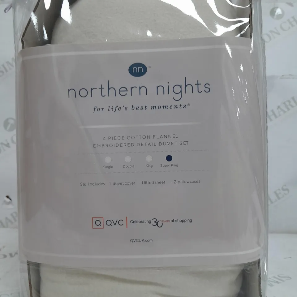 BOXED NORTHERN NIGHTS 100% COTTON 4PC FLANNEL DUVET SET IN CREAM - SUPER KING