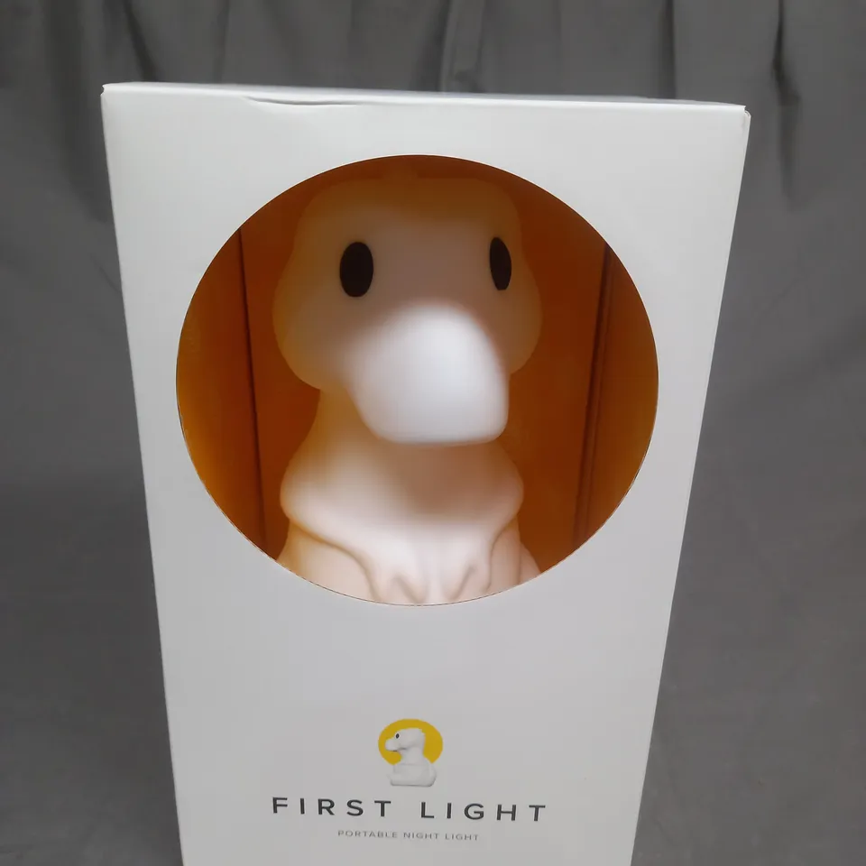GIANTS TYRANNOSAURUS REX PORTABLE NIGHT LIGHT