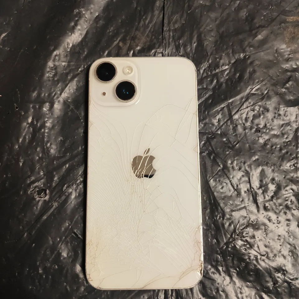 APPLE IPHONE - WHITE - MODEL UNSPECIFIED