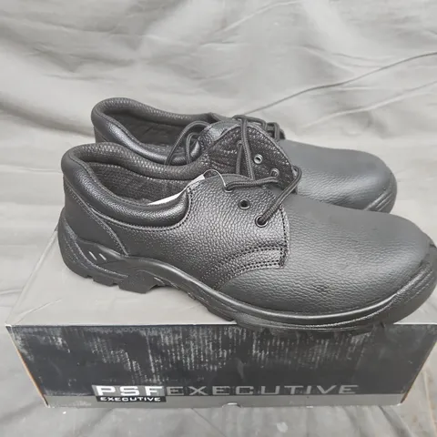 BOXED PAIR OF PSF EXECUTIVE SAFETY SHOES IN BLACK - UK 11