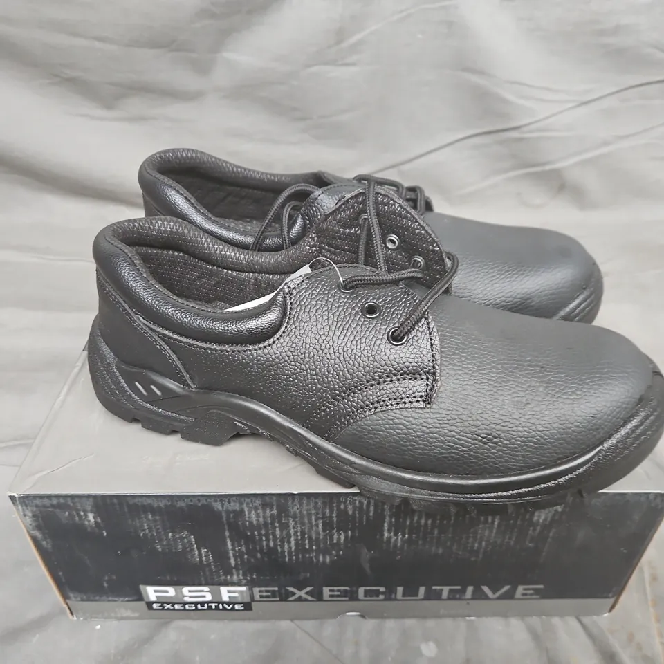 BOXED PAIR OF PSF EXECUTIVE SAFETY SHOES IN BLACK - UK 11