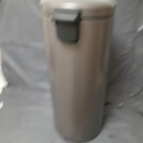 BRABANTIA NEWLCON PEDAL BIN, 30 LITRE IN PLATINUM