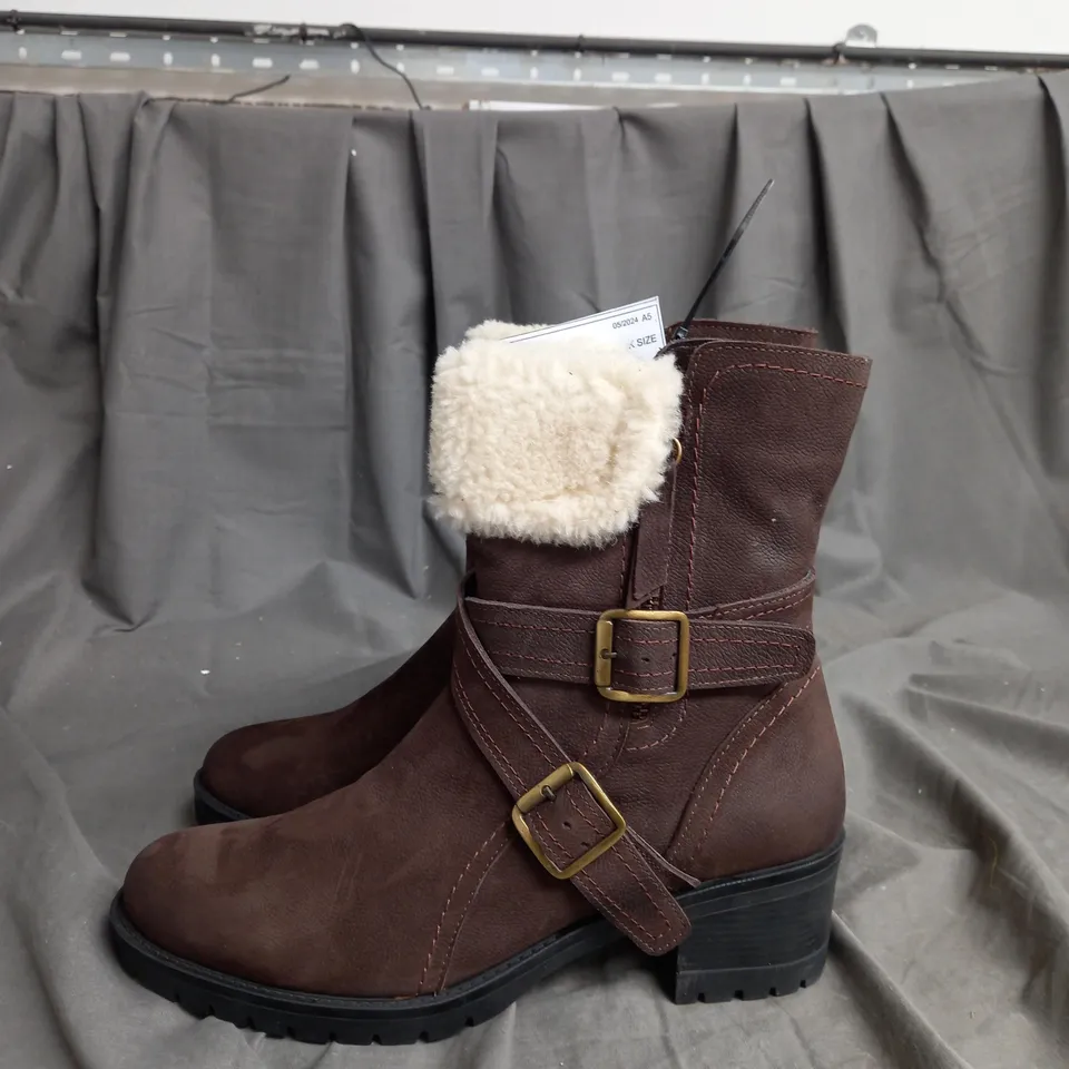 BOXED PAIR OF RUTH LANGSFORD CASUAL BOOTS, OAK - SIZE 7