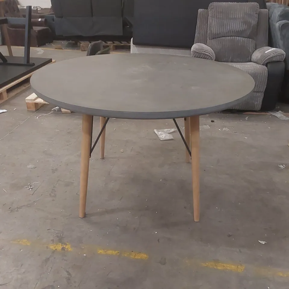 DESIGNER ROUND WOODEN DINING TABLE