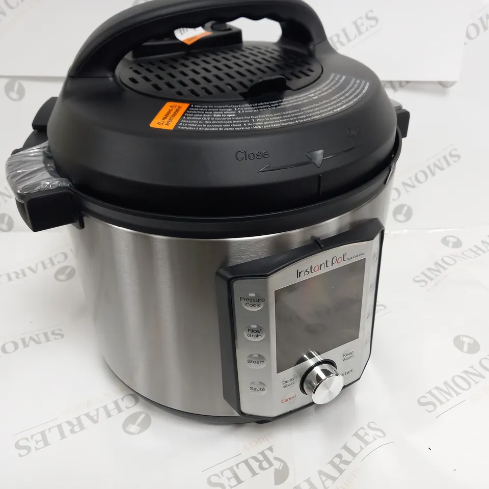 BOXED INSTANT POT DUO EVO PLUS 10-IN-1 PRESSURE COOKER 