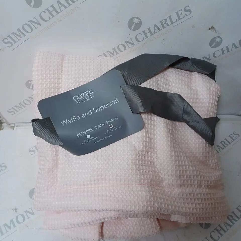 SUPERSOFT BY COZEE HOME WAFFLE KNIT FILLED BEDSPREAD - 250 X 260