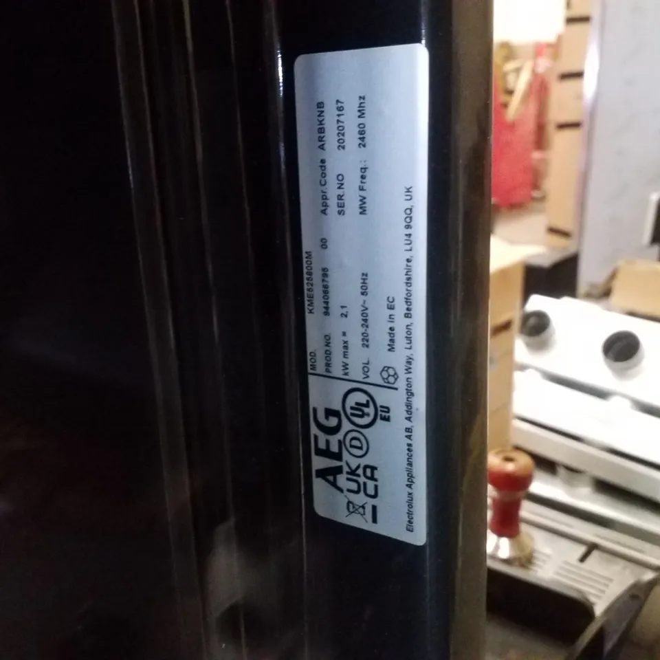 AEG KME525800M BUILT IN MICROWAVE WITH GRILL