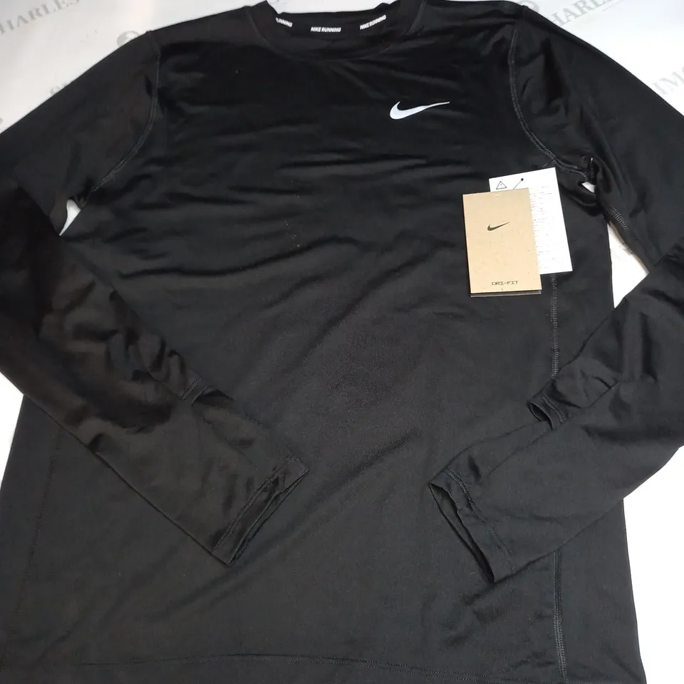 WOMENS LONG SLEEVED NIKE RUNNING SHIRT SIZE S