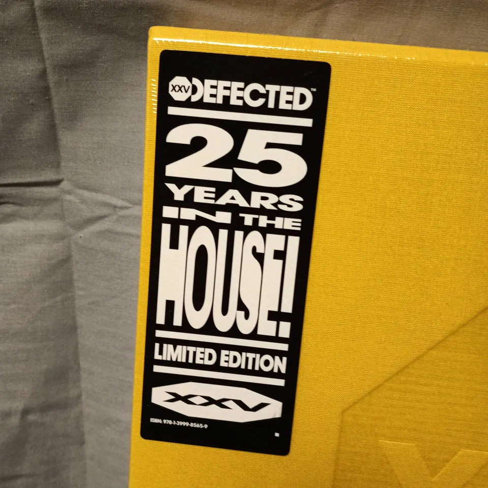 SEALED DEFECTED XXV: 25 YEARS IN THE HOUSE! LIMITED EDITION BOOK