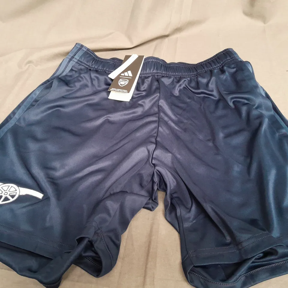 ADIDAS ARSENAL FOOTBALL CLUB NAVY SHORTS - MEDIUM