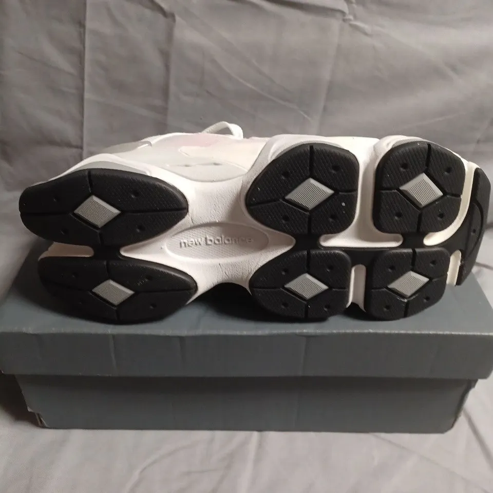 BOXED PAIR OF NEW BALANCE 9060 SNEAKERS – UK SIZE 2