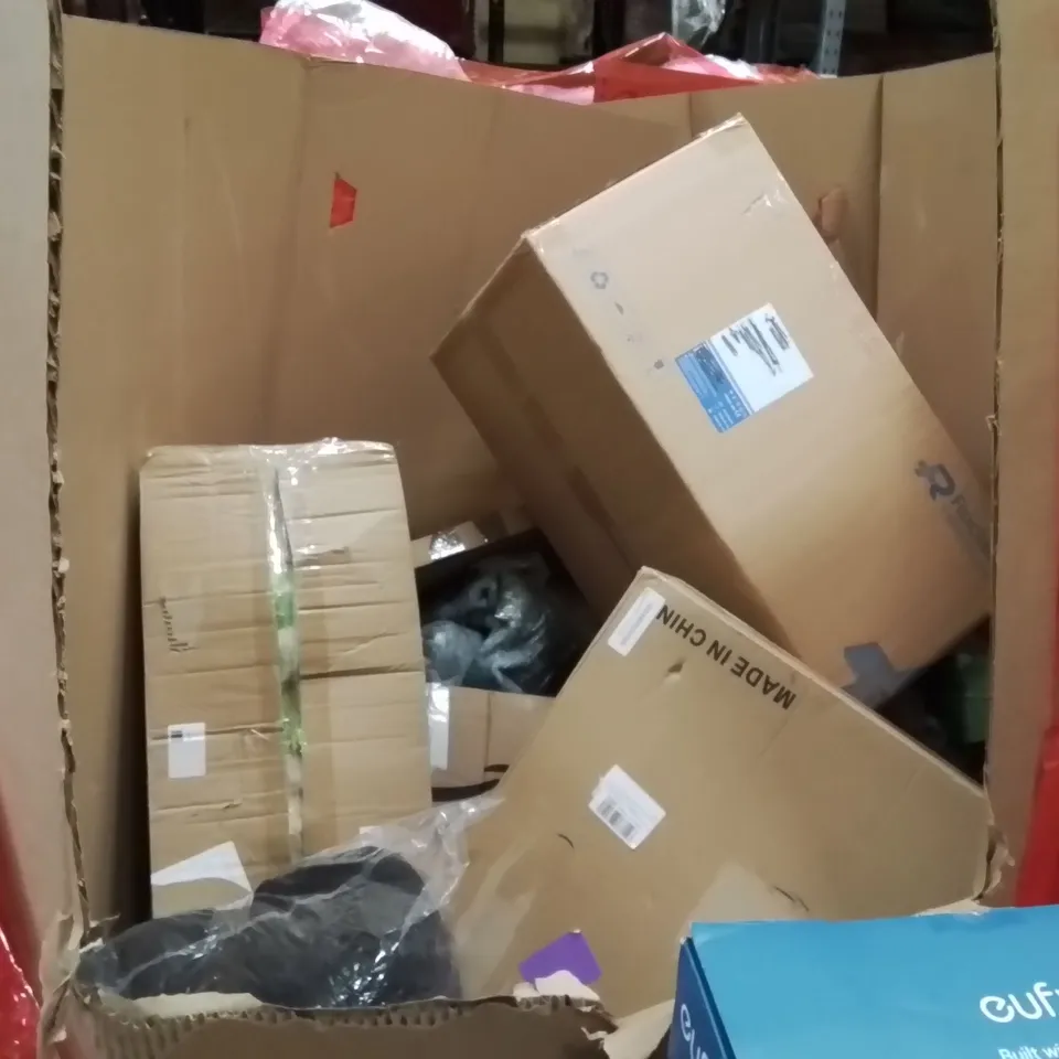 PALLET OF ASSORTED HOUSEHOLD GOODS AND PRODUCTS TO INCLUDE;SECURITY SYSTEM,DUMBBELL BENCH,LAPTOP COOLER