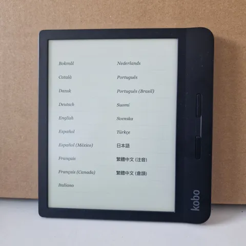 RAKUTEN KOBO E-READER