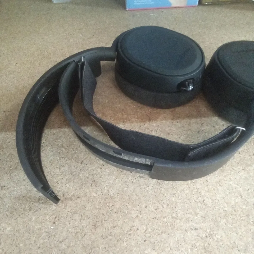 STEELSERIES ARCTIS 3 CONSOLE STEREO WIRED GAMING HEADSET