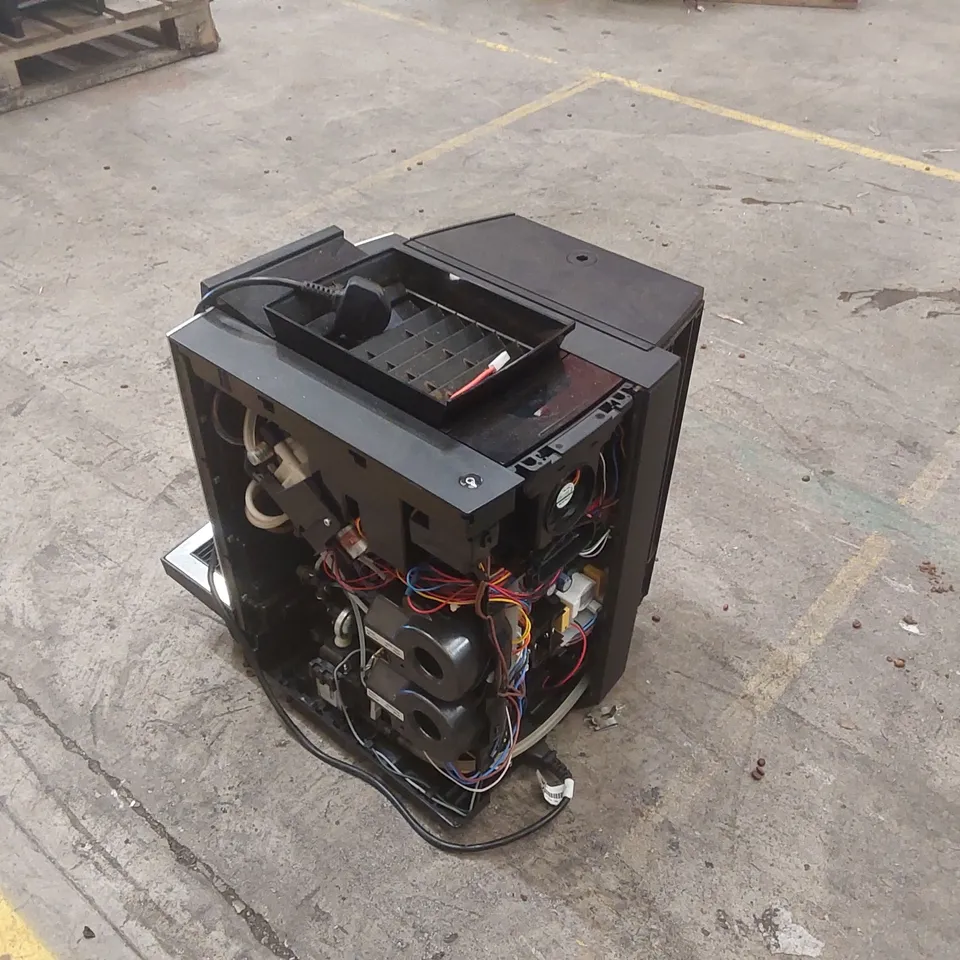 JURA JX8 PLATINUM COMMERCIAL COFFEE MACHINE