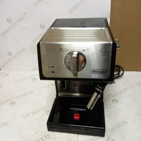 DELONGHI ESPRESSO MACHINE
