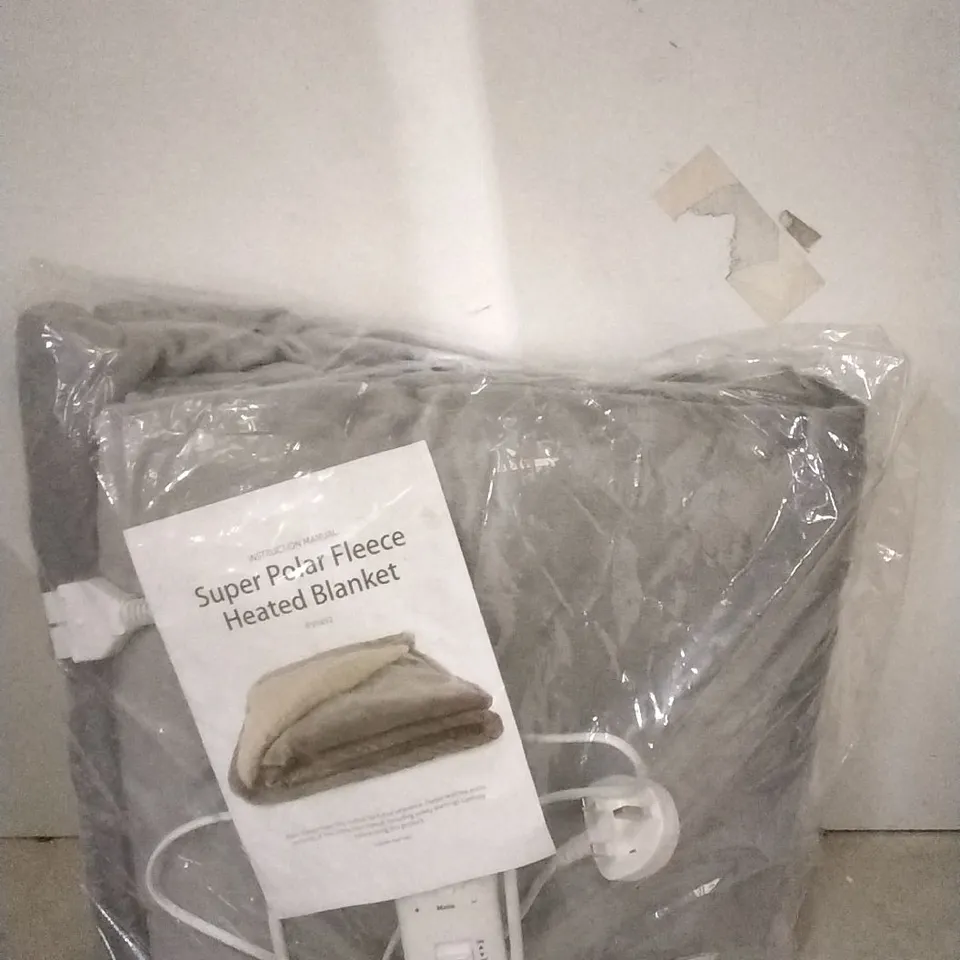 SUPER POLAR GREY FLEECE 160 X 120 CM BLANKET (GREY)