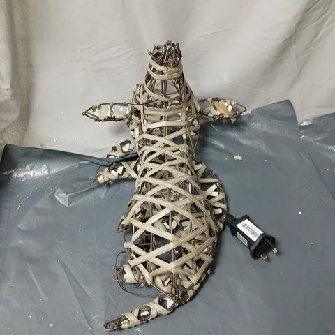 HOME STORIES PRE LIT 70CM RATTAN STAG HEAD