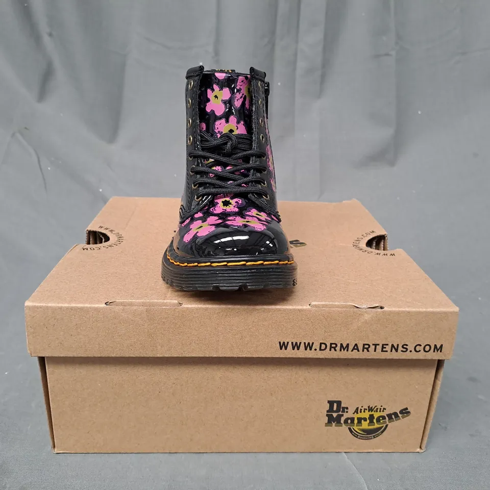 BOXED PAIR OF DR MARTENS KIDS 1460 T BOOTS IN BLACK W. PINK FLORAL PRINT UK SIZE 6