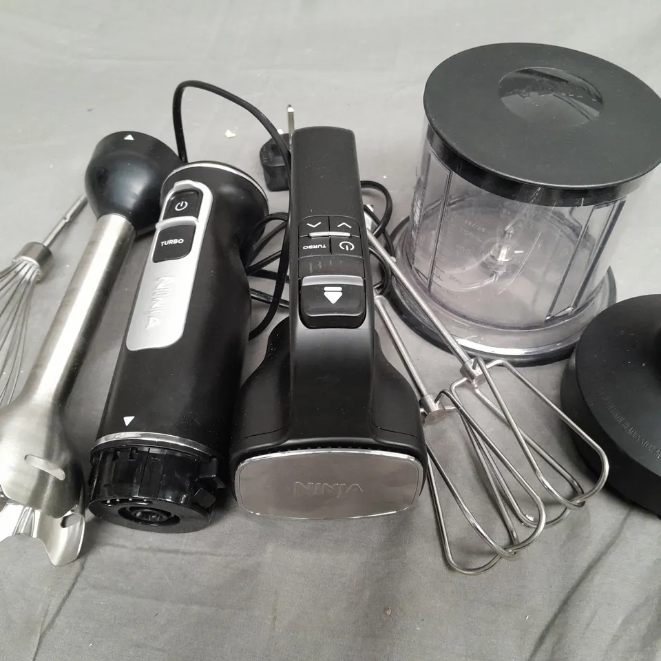 BOXED NINJA FOODI 3-IN-1 HAND BLENDER, MIXER & CHOPPER CI100UK