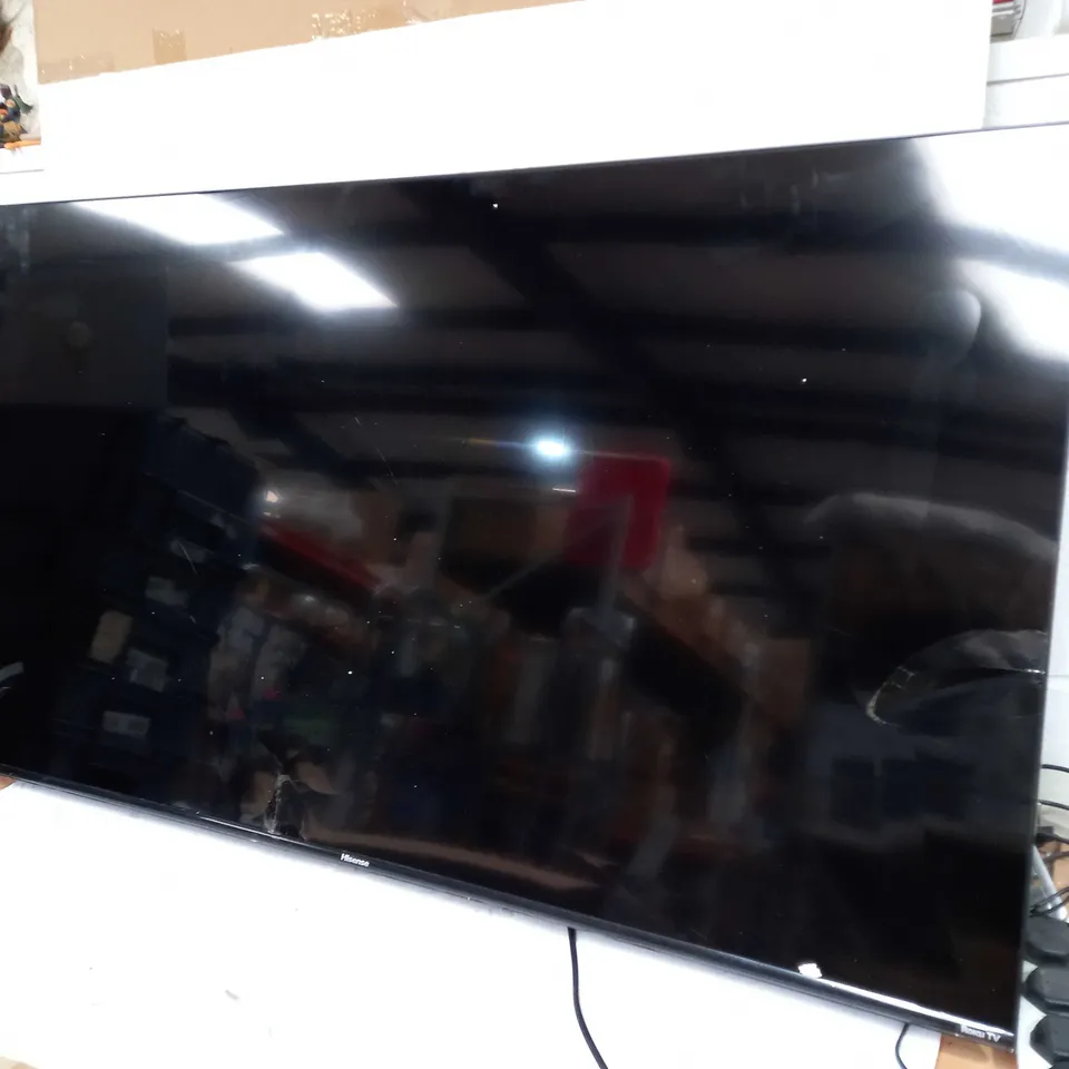 HISENSE ROKU 4K SMART TV R7 SERIES 55" - COLLECTION ONLY