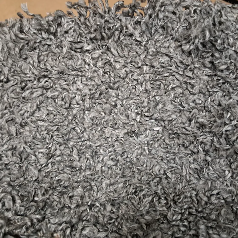 BRAND NEW PACO TRIP RUG IN ANTHRACITE - 140X200CM