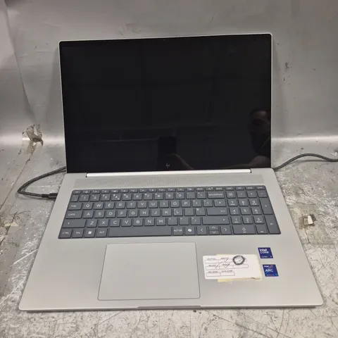 HP ENVY LAPTOP