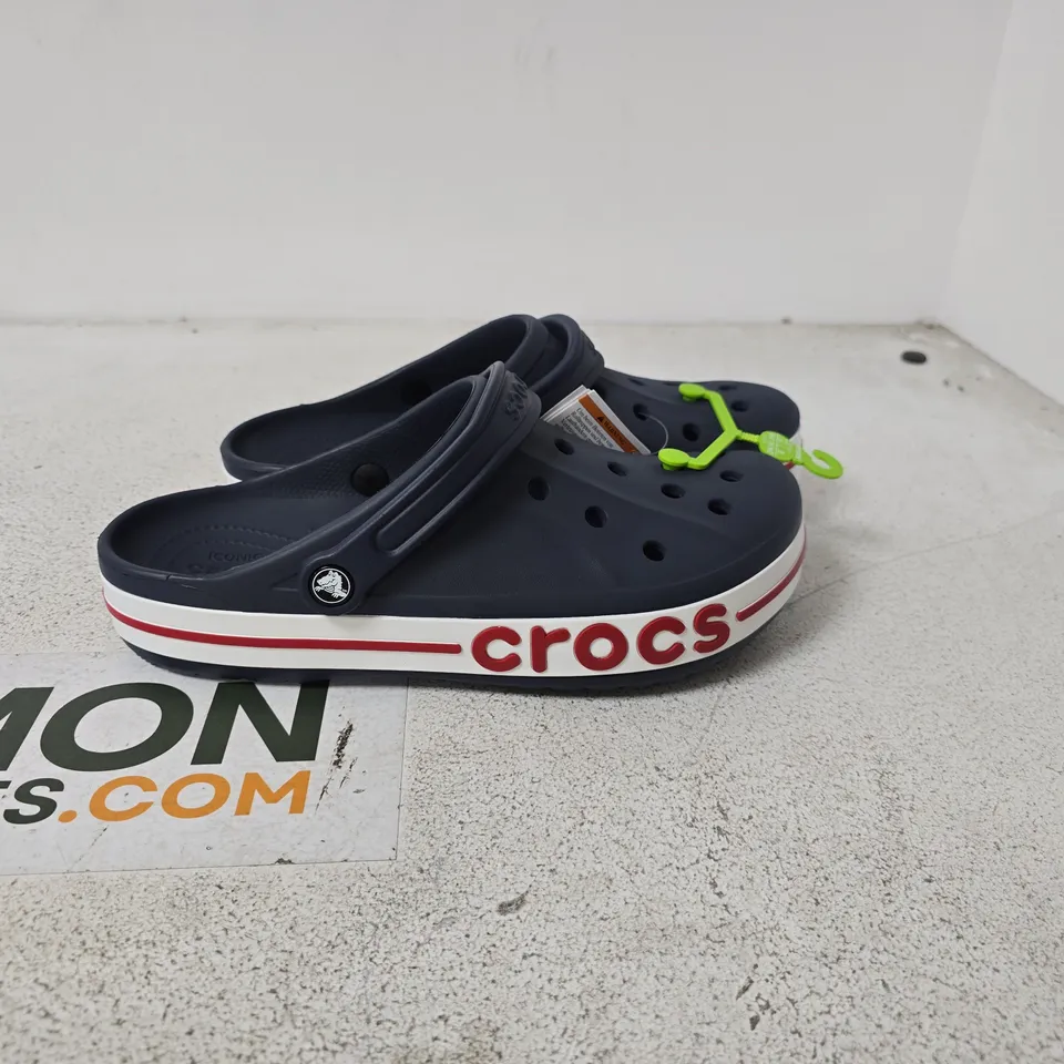 CROCS BAYABAND CLOG – NAVY, UK M11 / W12