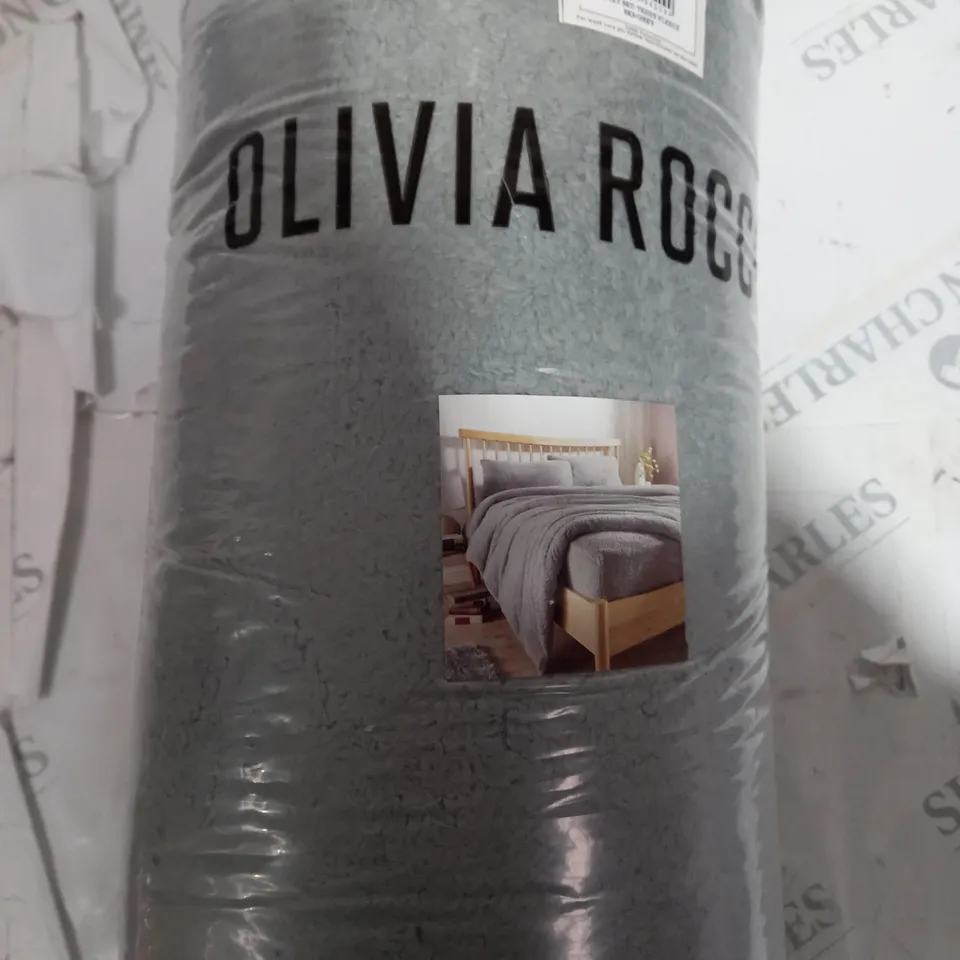 OLIVIA ROCCO SUPER KING DEVET SET 