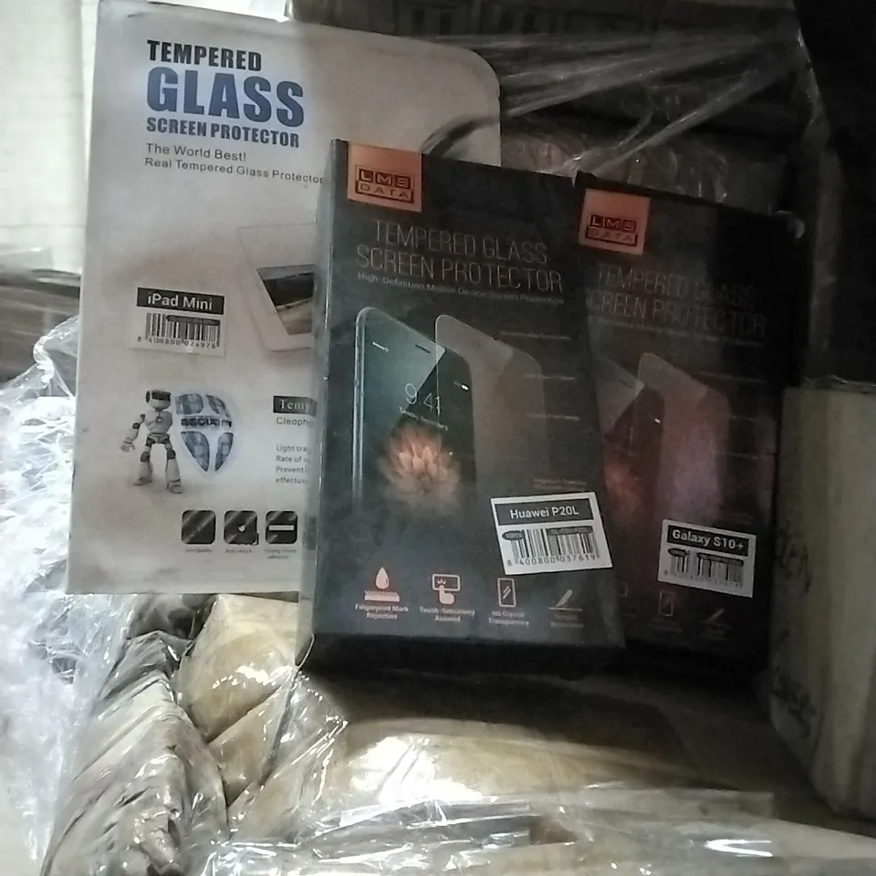 PALLET OF VARIOUS TEMPERED GLASS SCREEN PROTECTORS AND 10/100 MBPS FAST ETHERNET SWITCH