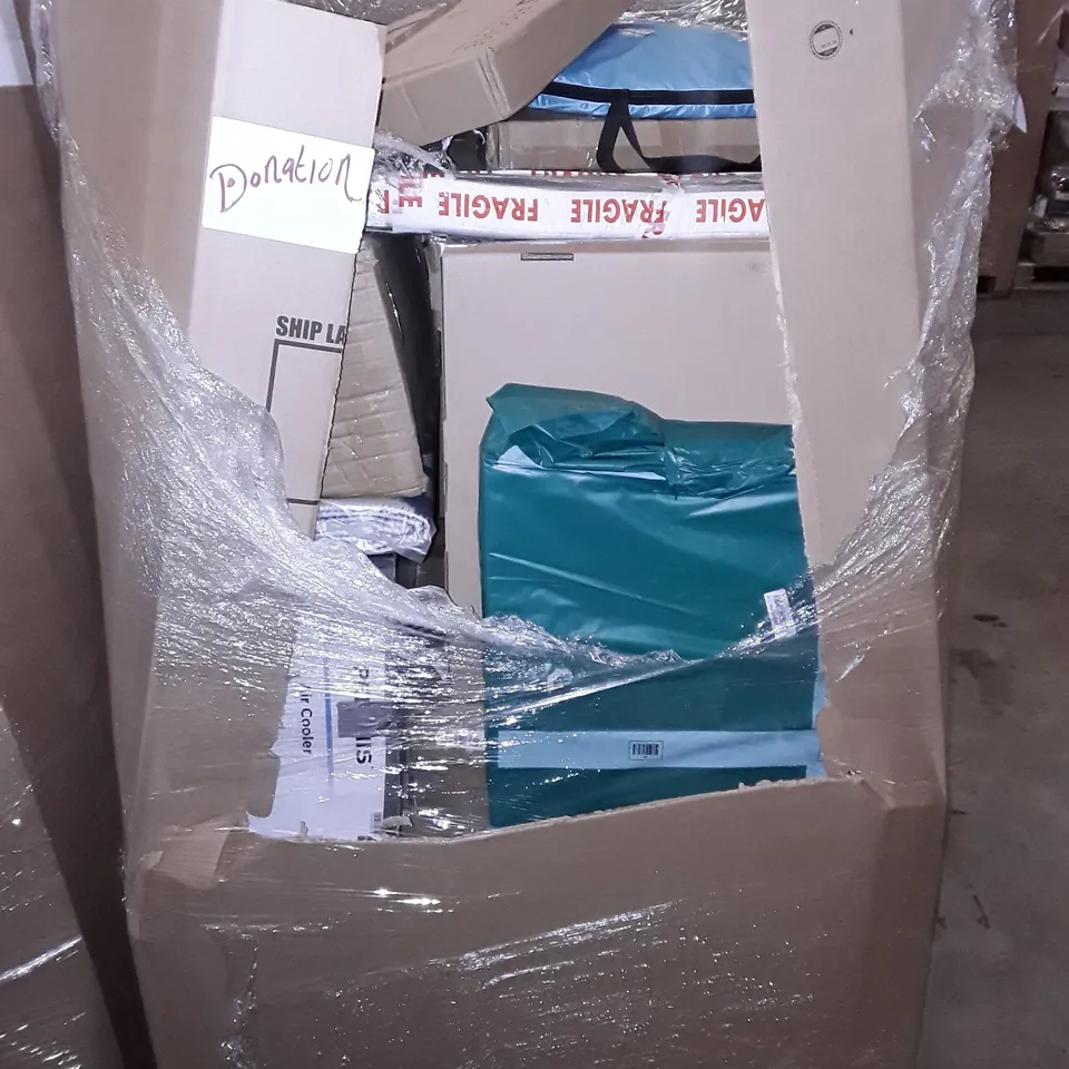 UNPROCESSED PALLET OF ASSORTED ITEMS TO INCLUDE HIGH EFFICIENCY SOLAR MODULE, ROUND WALL MIRROR AND CEILING FAN