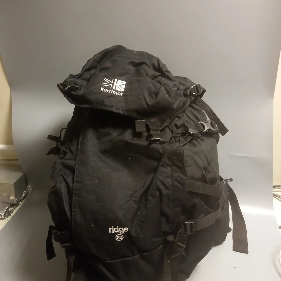 KARRIMOR RIDGE 30 BLACK WALKING BAG 