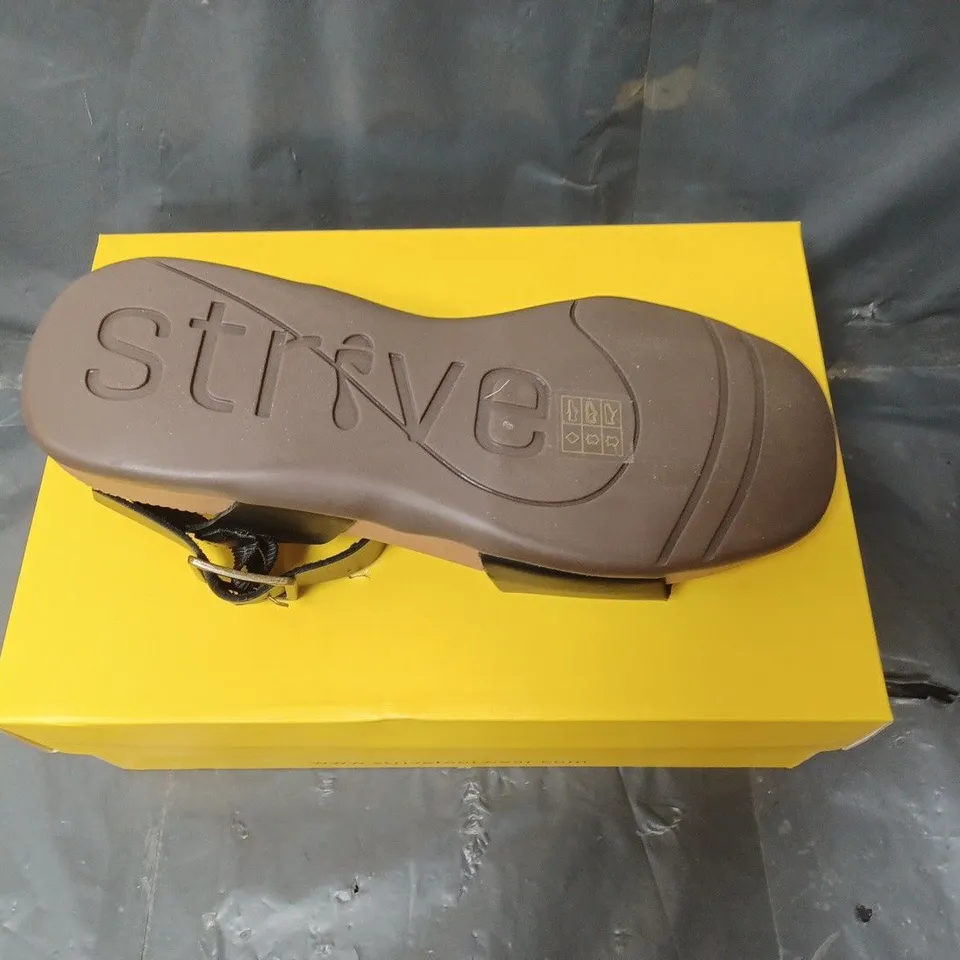 STRIVE LADIES SANDALS BLACK SIZE 7