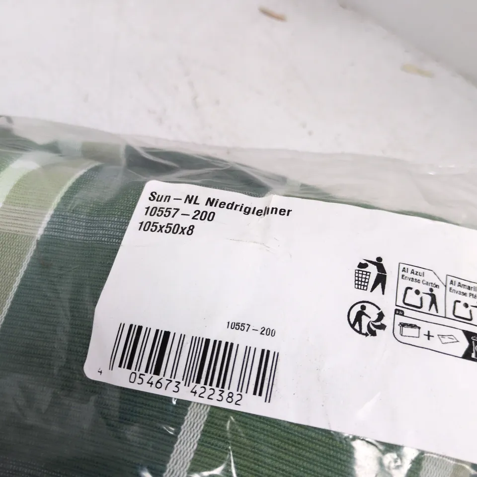 GREEN STRIPED GARDEN CUSHION, 105X50X8 CM, PACKAGED