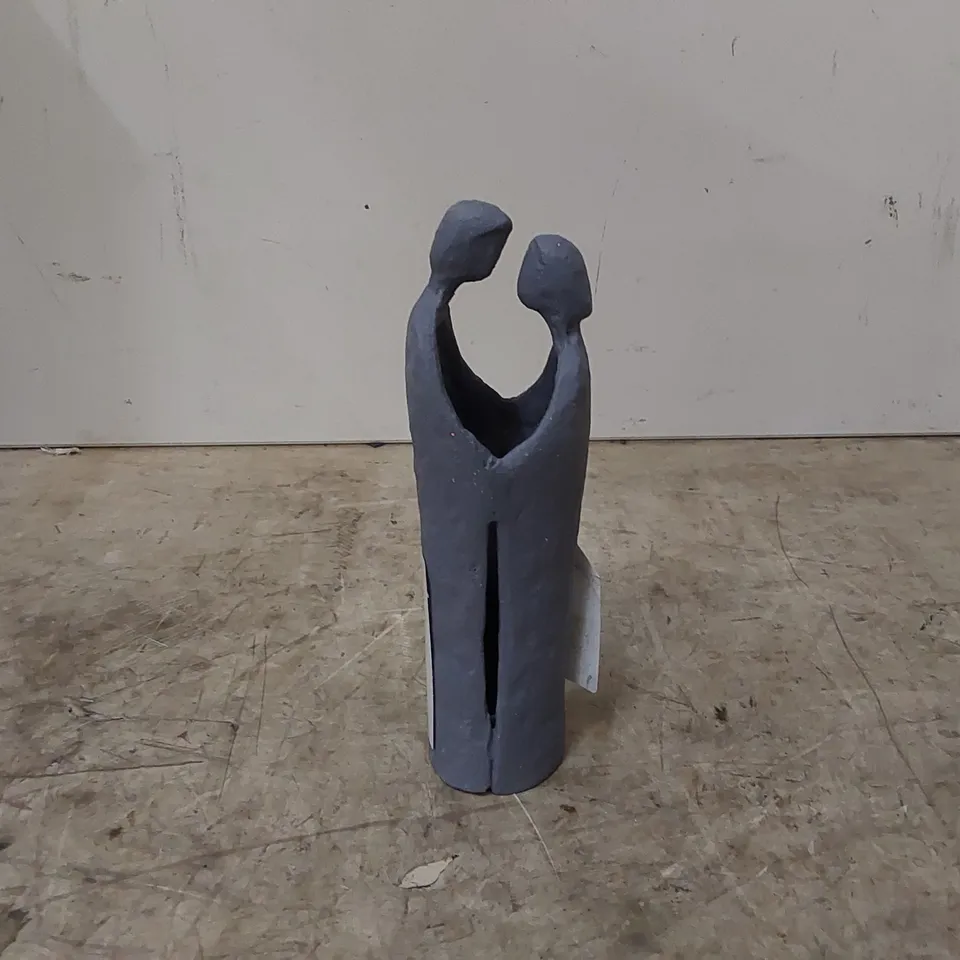 BOXED FAITH COUPLE CONTEMPORARY STYLE SMALL STATUE FIGURINE (1 BOX)