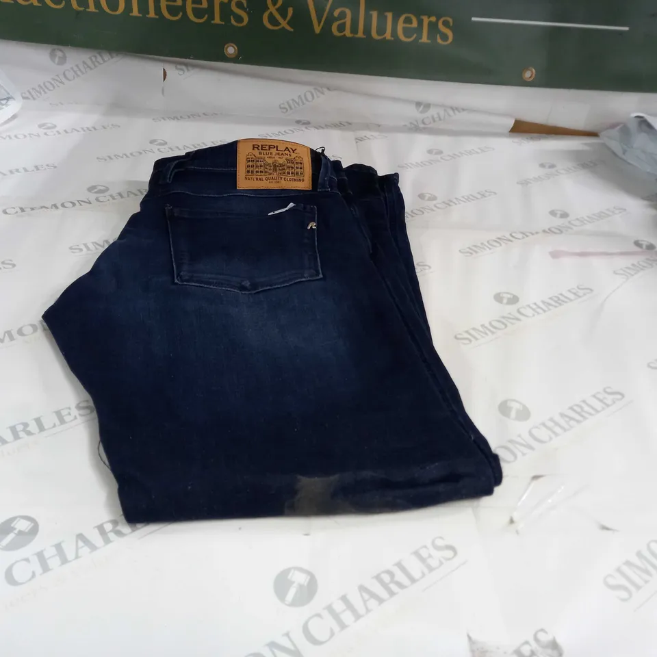 PAIR OF NAVY BLUE REPLAY DEMIN JEANS SLIM FIT - W34