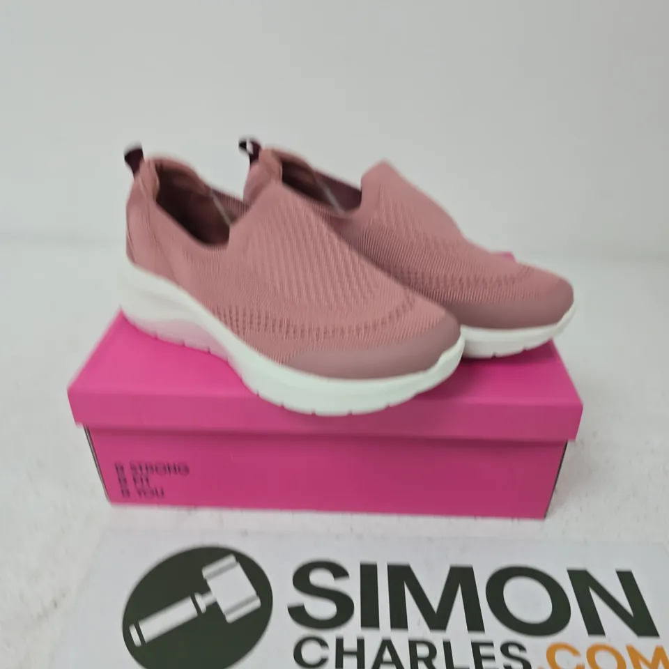PINK B ACTIVE LADIES TRAINERS – UK SIZE 6