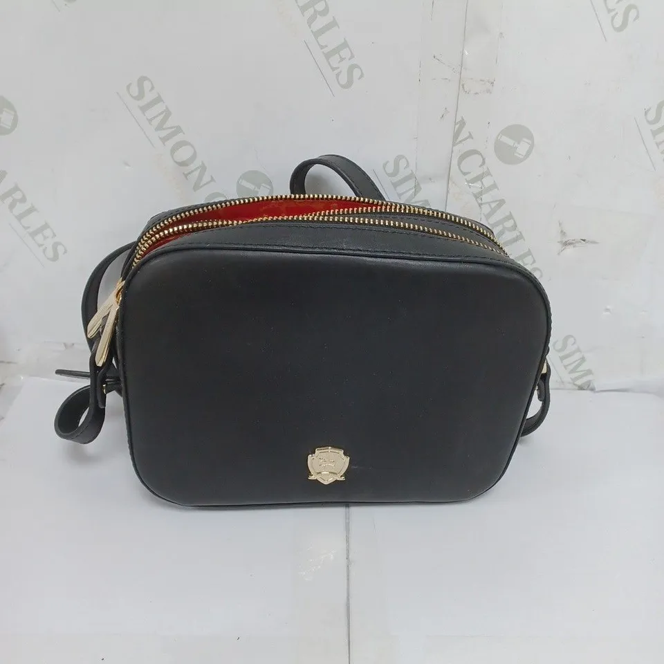 PAUL COSTELLOE DRESSAGE LADIES BLACK HANDBAG WITH RED LINING