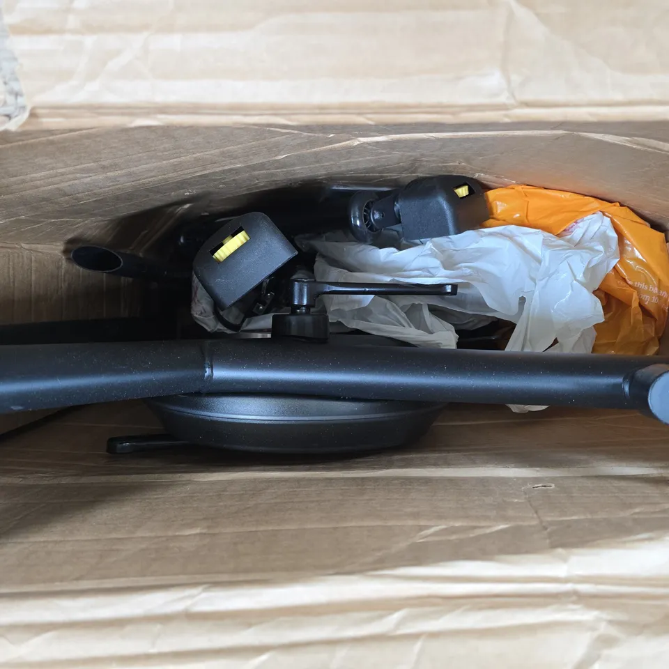 YK10 EXERCISE BIKE – BLACK