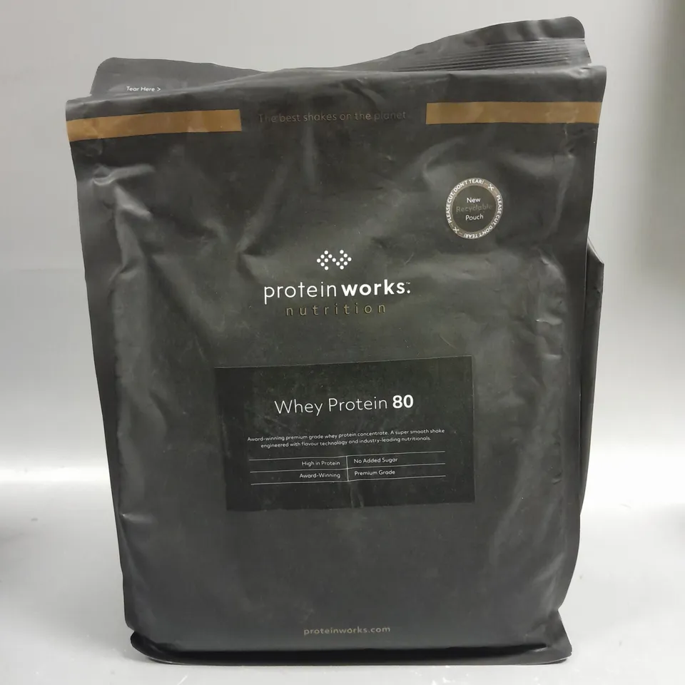 SEALED PROTEIN WORKS NUTRITION WHEY PROTEIN 80 - 2KG CHOCOLATE SILK 