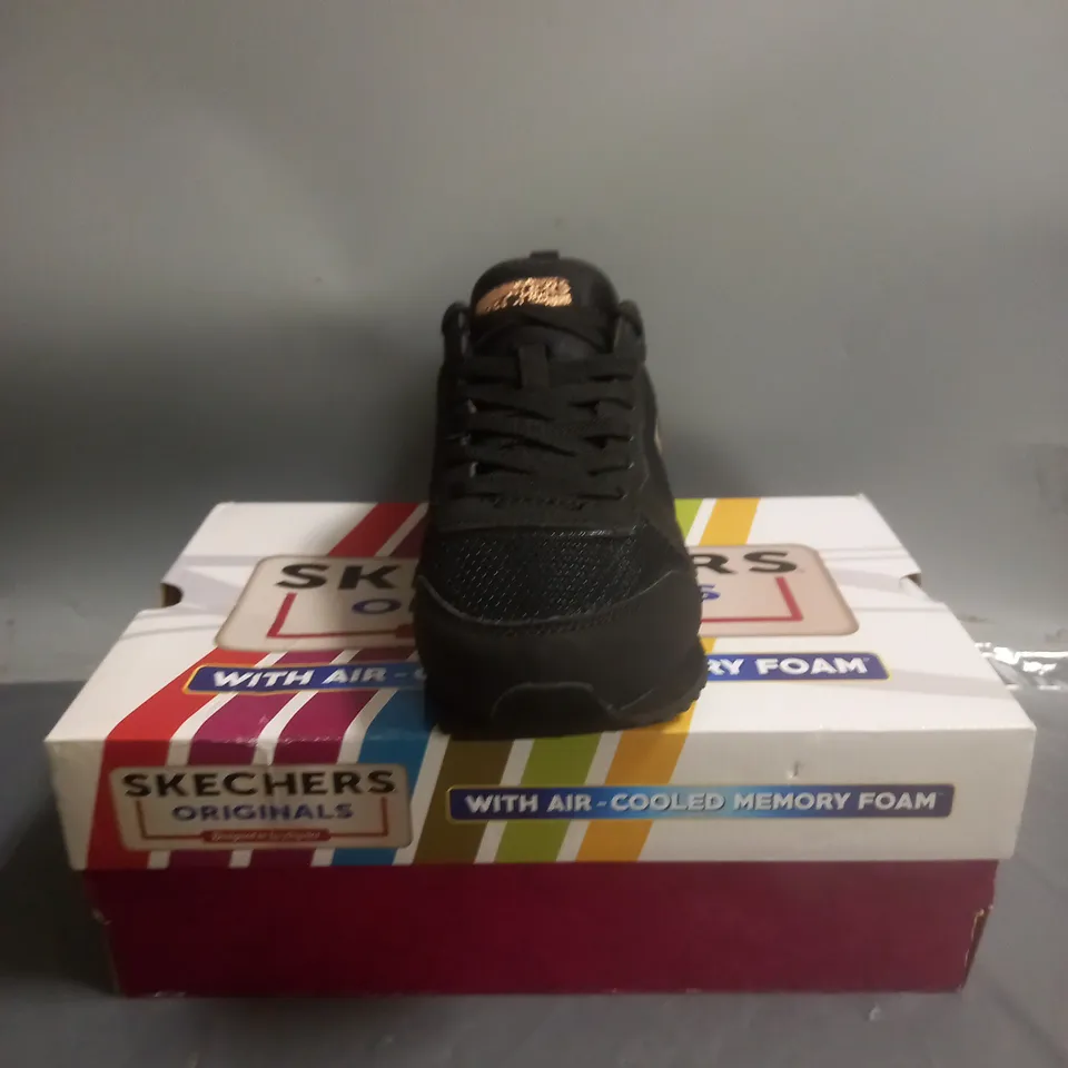 SKECHERS ORIGINALS TRAINERS BLACK SIZE 5